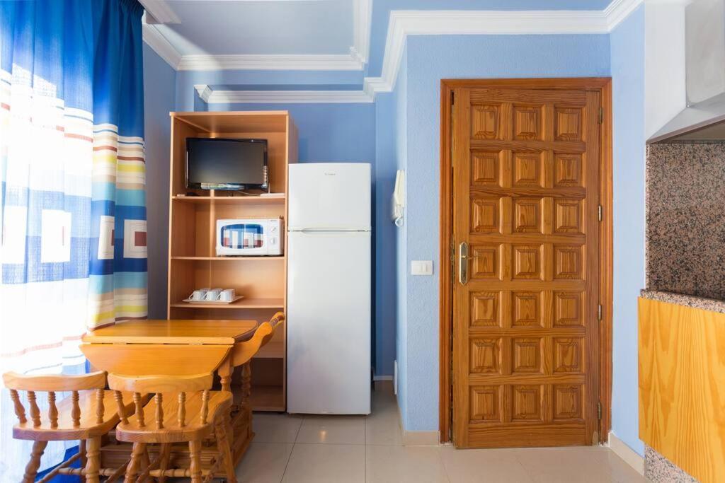 Apartamento Comodo Y Centrico, Los Cristianos Арона Екстериор снимка